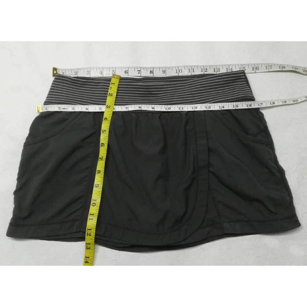 Zella Gray skirt & shorts size M